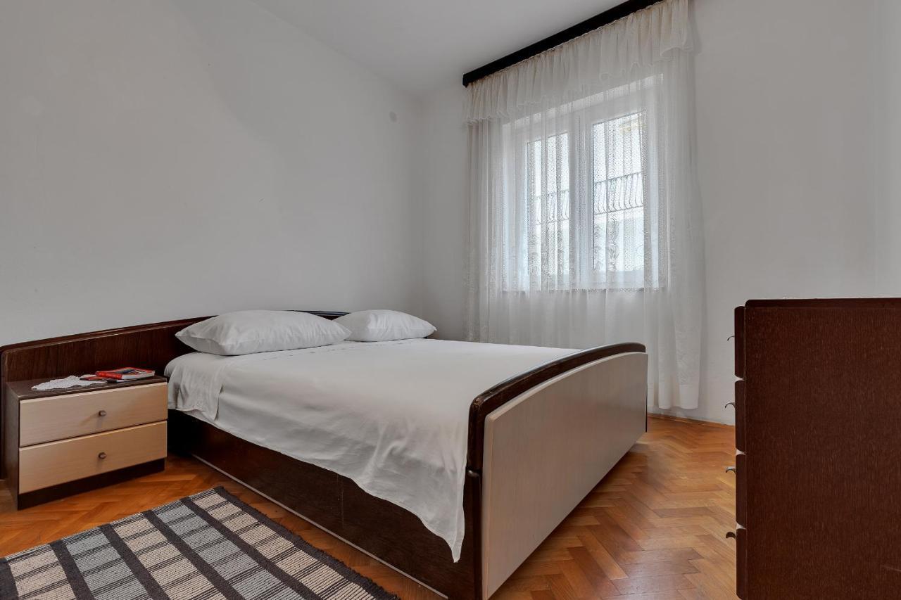Apartments Tihomir Musac Omiš Exterior foto