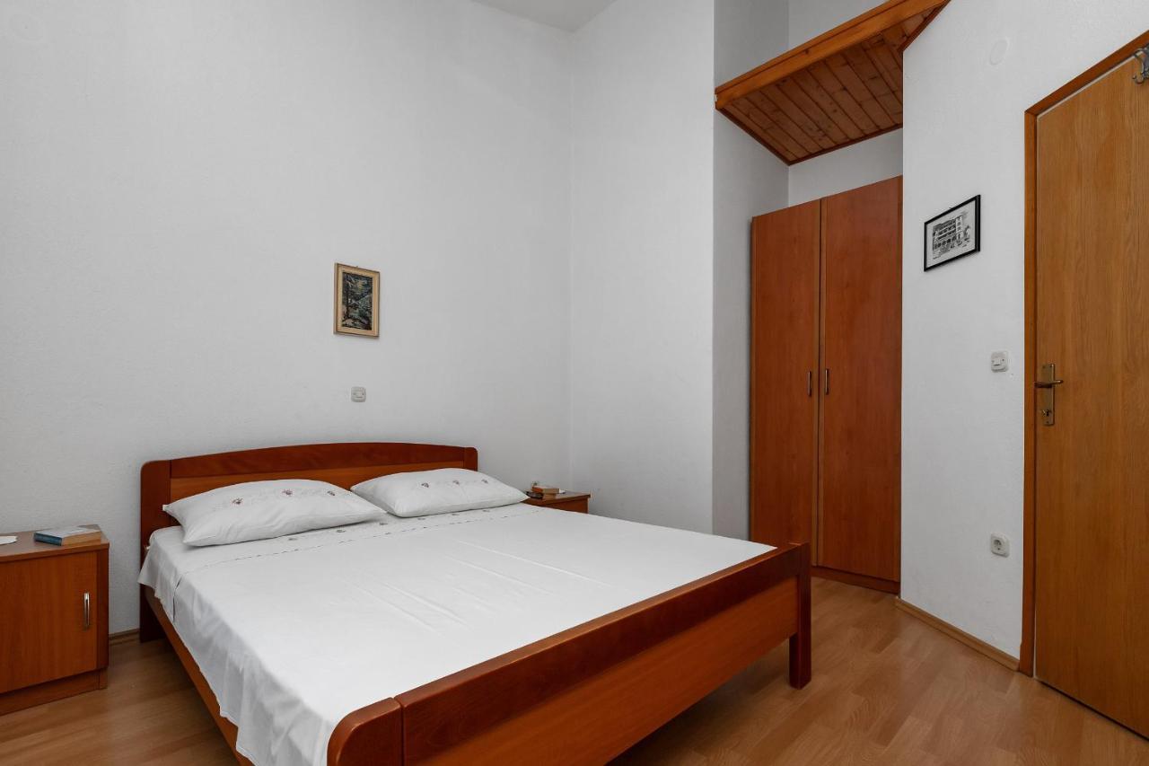 Apartments Tihomir Musac Omiš Exterior foto